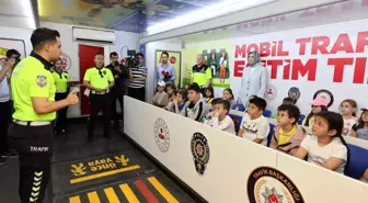 Trafik Haftası'nda Çocuklara Trafik Bilinci Aşılandı