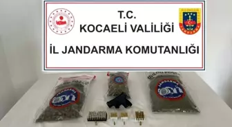 Kocaeli'de Uyuşturucu Operasyonu: 1,5 Kilogram Skunk ve Tabanca Ele Geçirildi