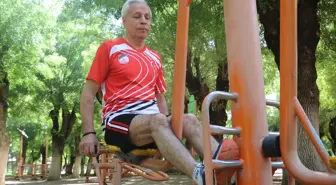 70 yaşındaki mali müşavir, 16 yıldır her sabah güne sporla başlıyor