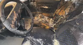 Adana'da Park Halindeki Otomobilde Yangın Çıktı