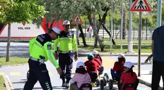 Aliağa'da Karayolu Güvenliği ve Trafik Haftası Etkinliği