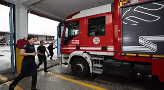 Ankara İtfaiyesi 2025'in İlk 4 Ayında 3202 Yangına Müdahale Etti