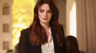 Aşk dolu kareler! İşte Uzak Şehir'in Alya'sı Sinem Ünsal'ın gerçek hayattaki sevgilisi