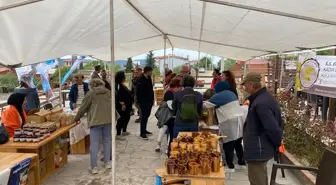Ayvacık'ta Yerel Ürünler ve Tohum Takas Şenliği Düzenlendi