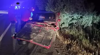 Balıkesir'de Otomobil Devrildi, 4 Yaralı