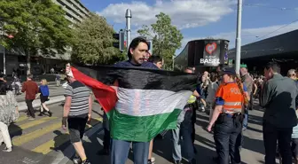 Eurovision'da Filistin Protestosu: Aktivistler İsrail'in Katılımını Protesto Etti