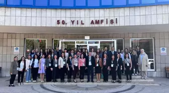 Ankara'da Çocuk Hemşireliği Sempozyumu Düzenlendi