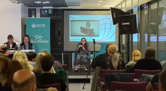 Berlin'de Uluslararası Görme Engelliler Şarkı Yarışması Düzenlendi