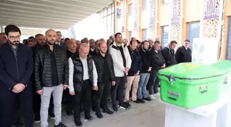 Metrobüs Kazasında Hayatını Kaybeden Ebru Heper'in Cenazesi Sivas'ta Defnedildi