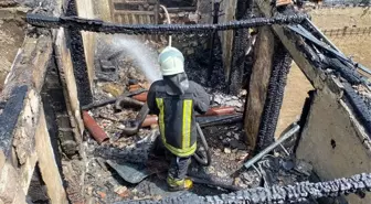 Bilecik'te Yangın: Bir Ev Kullanılamaz Hale Geldi