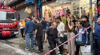 Bursa'da Giyim Mağazasında Yangın