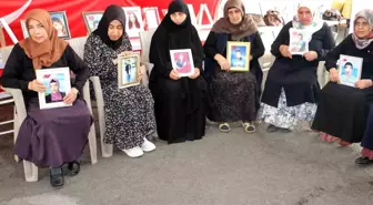 Diyarbakır'da Aileler, PKK'nın Kongre Sonucu ile Evlatlarına Kavuşmayı Bekliyor