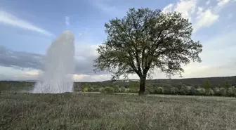 Domaniç'te Sulama Göleti Testlerinde Su Fışkırdı