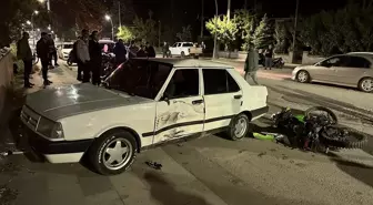 Düzce'de Otomobil ve Motosiklet Çarpıştı: 2 Yaralı