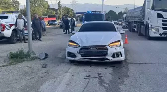 Düzce'de Midibüse Çarpan Otomobil 7 Yaralı