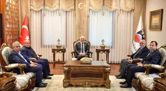 Elazığ ve Diyarbakır'da Ekonomik İş Birliği Görüşmeleri