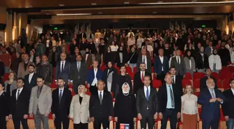 Anadolu Üniversitesi'nde Aile Sempozyumu Düzenlendi