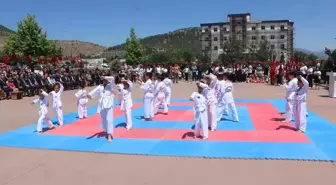 Gaziantep'te 19 Mayıs Bayramı Törenlerle Kutlandı