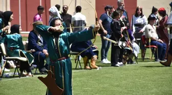 Gümüşhane'de Geleneksel Türk Okçuluğu Müsabakaları Başladı
