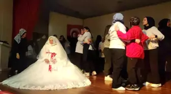 Samsun'da Huzurevi Sakinlerine Özel Anneler Günü Kutlaması