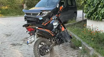 Sinop'ta Motosiklet ve Hafif Ticari Araç Çarpıştı: Bir Yaralı