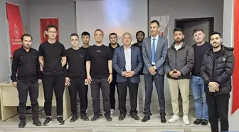 Gümüşhacıköy Öğrenci Yurdu'nda Afet Bilinci Semineri Düzenlendi