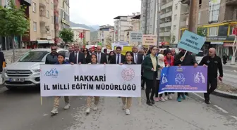 Hakkari'de Engelliler Haftası Farkındalık Yürüyüşü Düzenlendi