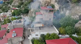 Hatay'da Apartman Yangını: 2 Kişi Dumandan Etkilendi