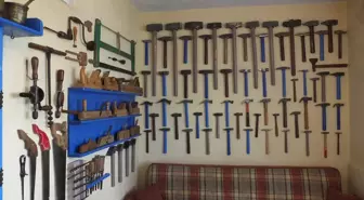 74 Yaşındaki Emekli, Eski Eşyalarla Küçük Müze Kurdu