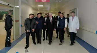İstanbul Valisi Davut Gül'den Metrobüs Kazası Sonrası Yaralılara Ziyaret