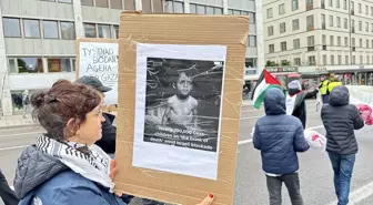 Stockholm'de İsrail'in Gazze'ye Saldırıları Protesto Edildi