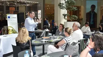 İzmir'de Zeytinyağı Tadım Etkinlik Günleri Düzenlendi