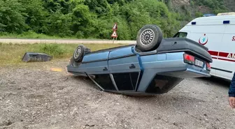 Karabük'te Otomobil Devrildi: 2 Yaralı