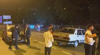Karabük'te İki Otomobil Çarpıştı: 4 Yaralı