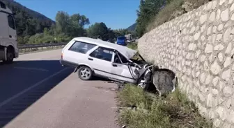 Karabük'te Trafik Kazası: Sürücü Ağır Yaralı