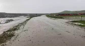 Kars'ın Akyaka İlçesinde Şiddetli Sel Hayatı Olumsuz Etkiledi