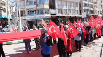 Kilis'te Gençlik Haftası Yürüyüşü Düzenlendi