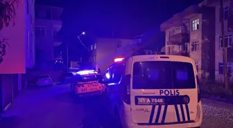 Kocaeli'de Evinde Silahla Yaralanan Kadın Hastaneye Kaldırıldı