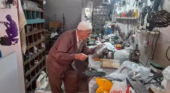88 Yaşındaki Tüfekçi İsmet, 73 Yıldır Mesleğine Devam Ediyor