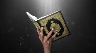 Kur'an-ı Kerim'i kitap haline getiren sahabe kimdir?