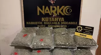 Kütahya'da Uyuşturucu Operasyonu: 15 Kilo Esrar Ele Geçirildi