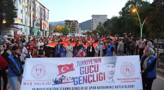 Muş'ta 'Meşaleli Gençlik Yürüyüşü' düzenlendi