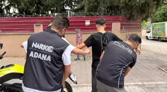 Adana'da Okul Önlerinde Uyuşturucu Operasyonu: 43 Şüpheli Yakalandı