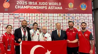 Kazakistan'da Judo Şampiyonası: Ecem Taşın Gümüş, Cahide Eke Bronze Madalya Kazandı