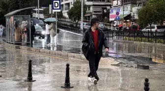 Samsun'da Sağanak Yağış Hayatı Olumsuz Etkiledi