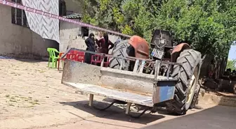 Traktörle oynayan 2 yaşındaki çocuk, 1 yaşındaki kuzenini ezdi