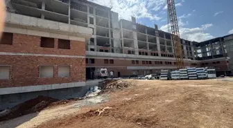 Şanlıurfa'da İnşattan Düşen İşçi Hayatını Kaybetti