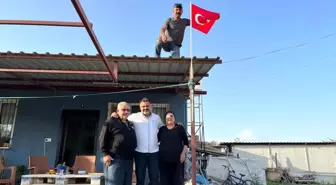 Şehit babasının bayrak değişimi isteği yerine getirildi
