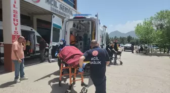 Seydişehir'de Otomobil Şarampole Devrildi: 2 Yaralı