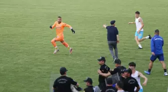 Siirt'te Futbol Maçında Kavga: Polis Müdahale Etti